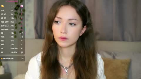 Naomi online show from 10-11-25, 10:08