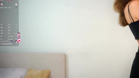 Naomi online show from 10-27-25, 10:58