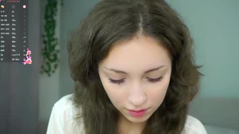 Naomi online show from 11-07-25, 09:48