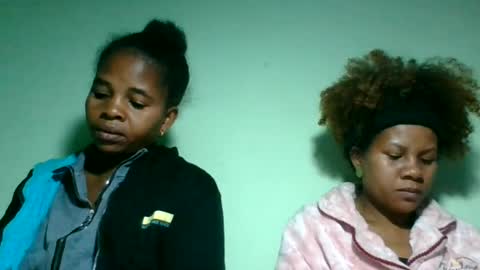 lorienne98 online show from 06-12-26, 11:03