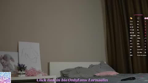 Snapshot of lornaelin chatting on 10-18-25, 05:14 Dia 700-1630Rose 1900-430UTC1 online show from 10-18-25, 05:14