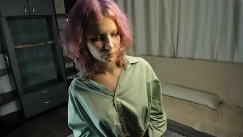 Snapshot of lornagarman chatting on 02-02-25, 02:34 Jetta online show from 02-02-25, 02:34