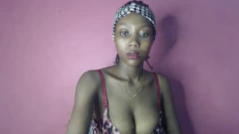 lorrycutie16 online show from 05-13-26, 08:27