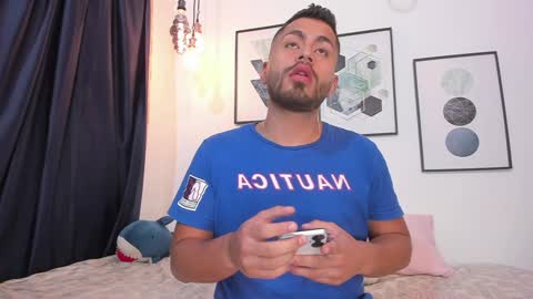 JUAN  JUAN online show from 12-25-24, 11:10