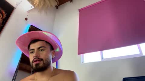 JUAN  JUAN online show from 05-17-26, 09:22