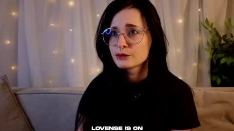 Snapshot of lost_mymind chatting on 02-28-26, 11:11 Jess online show from 02-28-26, 11:11