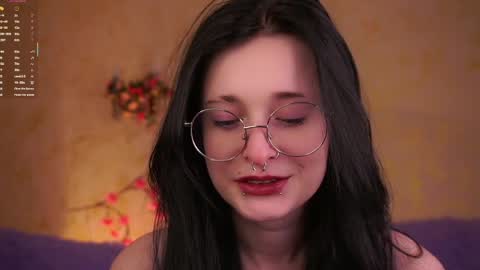 Snapshot of lost_mymind chatting on 04-06-26, 11:00 Jess online show from 04-06-26, 11:00