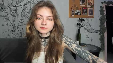 Snapshot of lostallice chatting on 11-14-25, 03:27 lostallice online show from 11-14-25, 03:27