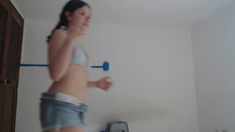 nefisa nef online show from 02-19-25, 06:21