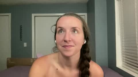 Snapshot of lothlori chatting on 05-15-26, 11:12 lothlori online show from 05-15-26, 11:12