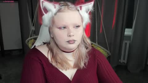 Snapshot of lottieparker chatting on 05-31-26, 06:42 Lottie online show from 05-31-26, 06:42