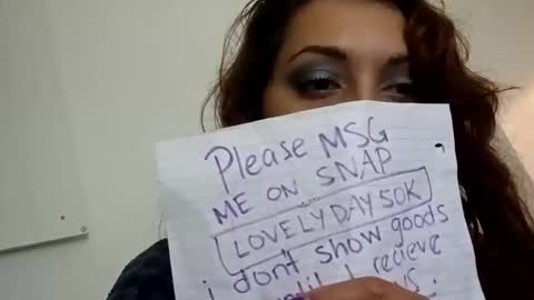 lotusbloom5 online show from 04-16-26, 06:19