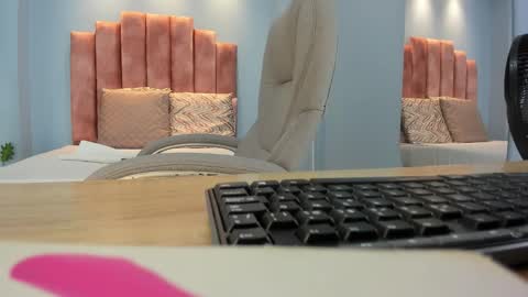  Lou Rosse  online show from 12-13-25, 08:47