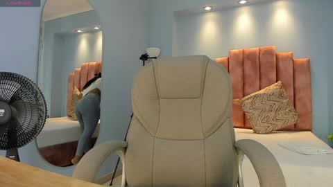  Lou Rosse  online show from 04-06-26, 08:54