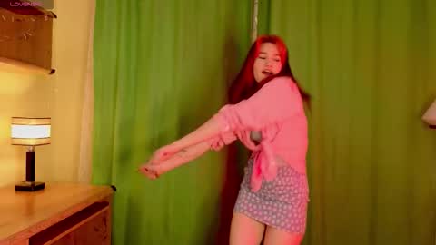 Riley online show from 11-05-25, 06:52