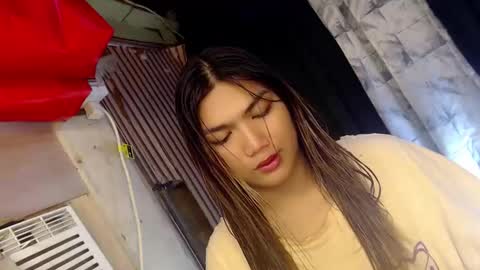 Sweet   online show from 12-17-24, 11:27