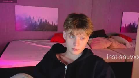 louie_evans online show from 11-17-25, 03:51