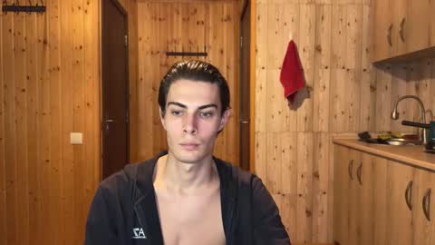 Mark online show from 10-21-25, 01:28