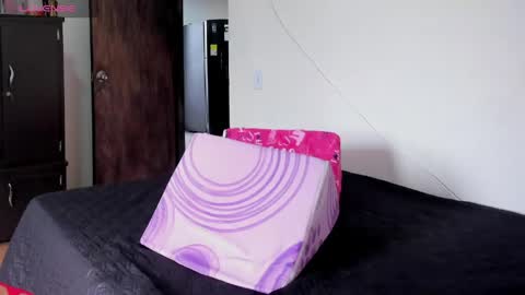 Mi lu online show from 04-11-26, 02:10
