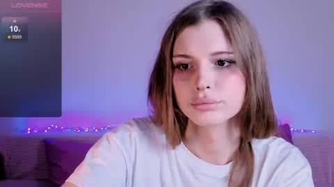 LouiseKane online show from 07-26-26, 05:20