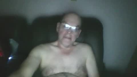 Snapshot of louism13 chatting on 06-01-26, 03:41 louism13 online show from 06-01-26, 03:41