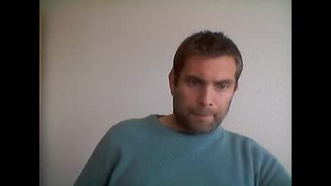 Snapshot of loulo67 chatting on 05-12-26, 03:09 loulo67 online show from 05-12-26, 03:09