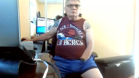 loumtl3 online show from 07-01-26, 12:18
