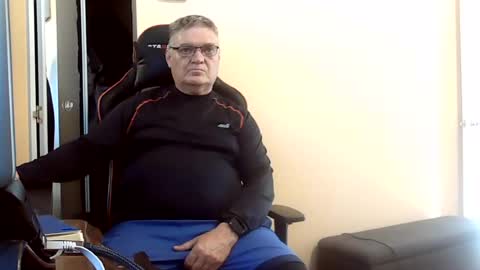 loumtl3 online show from 07-25-26, 12:14