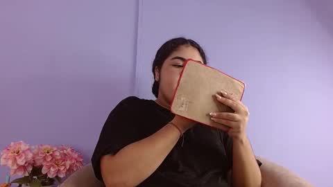 lourdes_moon22 online show from 10-28-25, 11:58