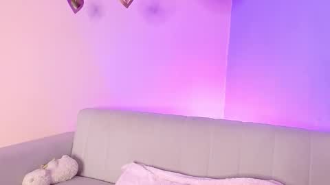 lourdes_moon22 online show from 11-24-25, 12:05