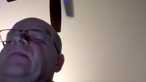 loutastic9770 online show from 12-28-24, 11:09