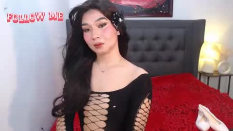Snapshot of lovabletrans_deia chatting on 06-12-26, 02:49 DEIA online show from 06-12-26, 02:49