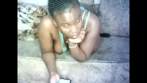 Cynthia. A online show from 10-12-25, 12:42