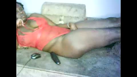 Cynthia. A online show from 10-24-25, 06:37