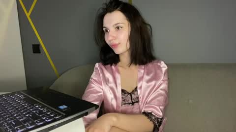Snapshot of love23kiss chatting on 06-08-26, 06:41 love23kiss online show from 06-08-26, 06:41