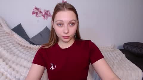 love bella  online show from 02-24-26, 12:08