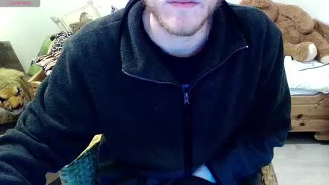 Snapshot of love_bert chatting on 02-27-25, 08:09 Love bert online show from 02-27-25, 08:09