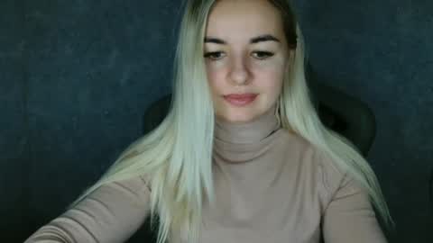 Snapshot of love_dom_meg chatting on 01-26-25, 11:28 Megane online show from 01-26-25, 11:28