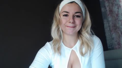 Megane online show from 02-17-26, 08:22