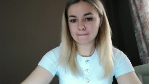 Snapshot of love_dom_meg chatting on 05-07-26, 10:20 Megane online show from 05-07-26, 10:20