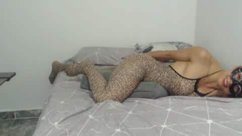 Nina online show from 12-30-24, 01:58