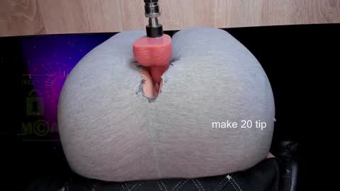 Kira online show from 12-07-24, 01:18