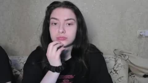 Snapshot of love_lina_muuur chatting on 05-20-26, 05:08 LINA online show from 05-20-26, 05:08