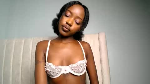 Miah online show from 09-30-25, 04:23