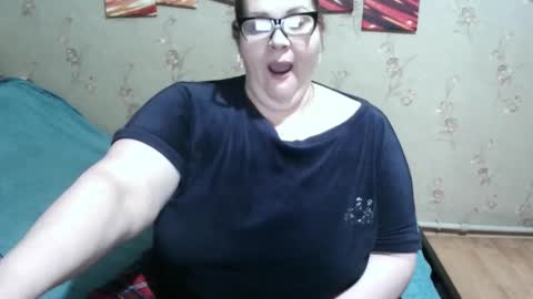 Snapshot of love_milanna chatting on 01-07-25, 05:12 Milana online show from 01-07-25, 05:12