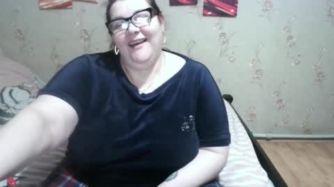 Snapshot of love_milanna chatting on 01-23-25, 06:28 Milana online show from 01-23-25, 06:28