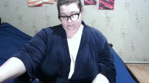 Snapshot of love_milanna chatting on 02-12-25, 05:37 Milana online show from 02-12-25, 05:37