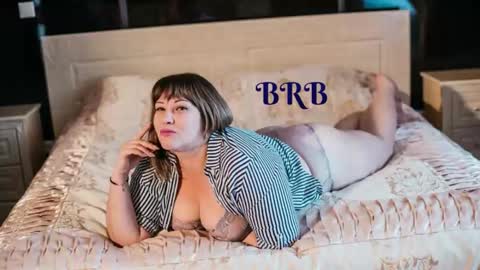 Snapshot of love_milanna chatting on 09-20-25, 11:39 Milana online show from 09-20-25, 11:39