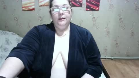 Snapshot of love_milanna chatting on 11-05-25, 04:12 Milana online show from 11-05-25, 04:12