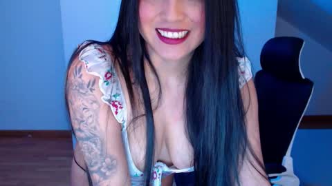 Snapshot of love_samantha chatting on 12-09-24, 06:03 Samantha online show from 12-09-24, 06:03